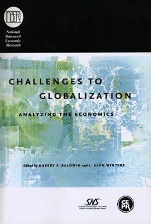 Imagen del vendedor de Challenges to Globalization : Analyzing the Economics a la venta por GreatBookPrices