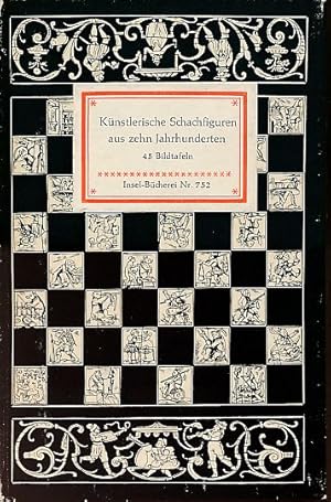 Imagen del vendedor de Knstlerische Schachfiguren aus zehn Jahrhunderten. Insel-Bcherei Nr. 752. [Erstausgabe]. Mit 45 Bildtafeln. Geleitwort von Gerhard Pommeranz-Liedtke. Aufn. von Wolfgang G. Schrter. a la venta por Fundus-Online GbR Borkert Schwarz Zerfa