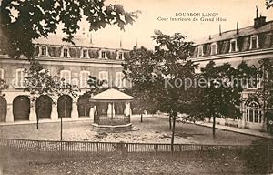 Bild des Verkufers fr Postkarte Carte Postale 13534898 Bourbon-Lancy Cour interieure du Grand Hotel Bourbon-Lancy zum Verkauf von Versandhandel Boeger