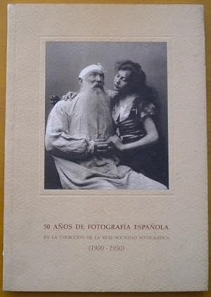Imagen del vendedor de 50 Aos de fotografa espaola en la coleccin de la Real Sociedad Fotogrfica (1900 - 1950) a la venta por Libreria Ninon