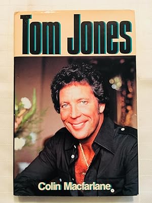 Immagine del venditore per Tom Jones: The Boy from Nowhere venduto da Vero Beach Books