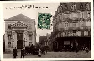 Seller image for Ansichtskarte / Postkarte Bourges Cher, La Place Cujas et l'Ecole des Beaux Arts for sale by akpool GmbH