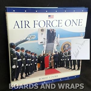 Bild des Verkufers fr Air Force One zum Verkauf von Boards & Wraps