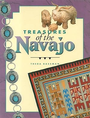 Immagine del venditore per Treasures of the Navajo venduto da Back of Beyond Books