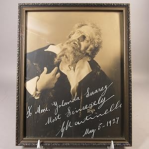 Autographed photograph of Giovanni Martinelli