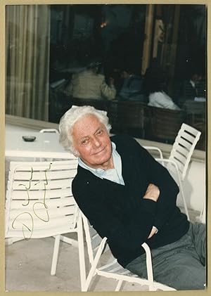 Bild des Verkufers fr Dino Risi (1916-2008) - Rare signed photo - Paris 80s zum Verkauf von PhP Autographs