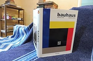 Seller image for BAUHAUS 1919-1933 for sale by librairie ESKAL