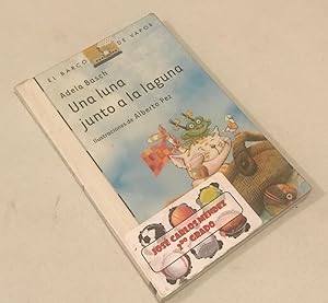 Seller image for Una Luna Junto a la Laguna (Spanish Edition) for sale by Once Upon A Time