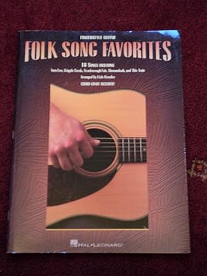 Bild des Verkufers fr Folk Song Favorites: Includes Picture Chord Chart zum Verkauf von Cadeby Books