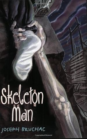 Immagine del venditore per Skeleton Man by Bruchac, Joseph [Paperback ] venduto da booksXpress