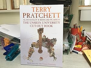 Imagen del vendedor de The Unseen University Cut-out Book *****SIGNED UK 1/1*** a la venta por BRITOBOOKS