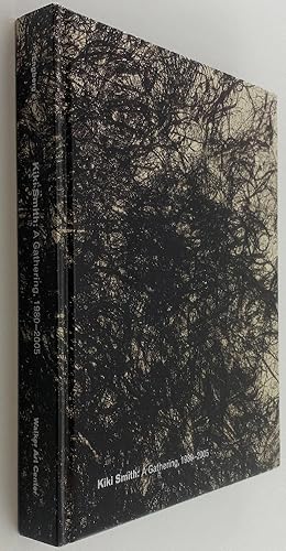 Immagine del venditore per Kiki Smith: A Gathering, 1980-2005 venduto da Brancamp Books