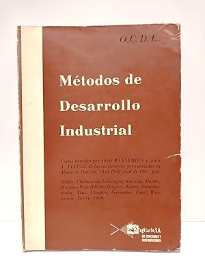 Bild des Verkufers fr Mtodos de desarrollo industrial: Memorias de la segunda conferencia sobre los problemas de desarrollo econmico, organizado por la Agencia Europea de Productividad de la O.E.C.E. (ALCALA DE HENARES, Madrid 10-15 abril, 1961) / Prol. por Jos de Orbaneja y Aragn; Revisin y trad. por Antonio Garca-Martn Surez zum Verkauf von Librera Miguel Miranda