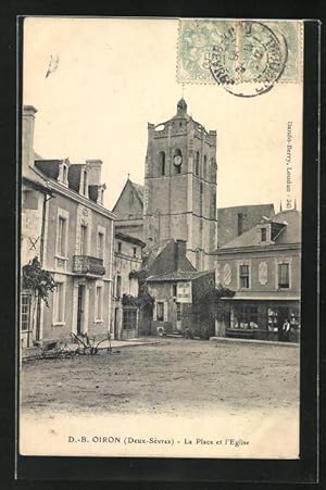 Carte postale oiron, La Place et l'Eglise