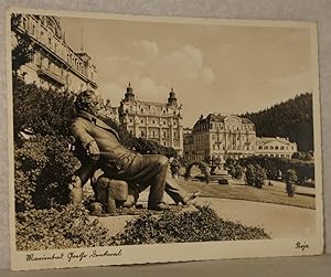 Marienbad Goethe Denkmal. Ansichtskarte (ungelaufen). Aufgenommen mit Meyer-Optik. Original-Foto-...