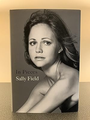 Seller image for In Pieces: A Memoir [FIRST EDITION, FIRST PRINTING] for sale by Vero Beach Books
