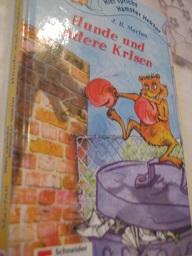 Imagen del vendedor de Hunde und andere Krisen Hier spricht Hamster Hektor a la venta por Alte B�cherwelt