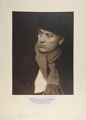 Hermann Thimig in "Peripherie". Originalfotografie (Bromsilbergelatine links unten mit Prägestemp...