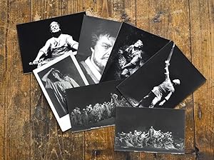 3 Postkarten und 4 Original-Photos von Wagner-Inszenierungen.