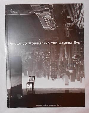 Immagine del venditore per Abelardo Morell and the Camera Eye (Museum of Photographic Arts, San Diego November 15 1998 - January 31 1999 and touring) venduto da David Bunnett Books