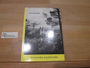 Bild des Verkufers fr Hunsrck. Mit 40 Bildtaf. von Ellen Traubenkraut u.a. u.e. Landkt. Bildausw. u. Text von Hajo Knebel / Schwarz-Bildbcher ; [139] zum Verkauf von Antiquariat im Kaiserviertel | Wimbauer Buchversand