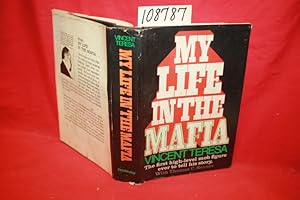 Immagine del venditore per My Life in the Mafia venduto da Princeton Antiques Bookshop