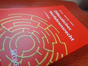 Seller image for �ffentliches Verfahrensrecht for sale by suspiratio - online b�cherstube lic.phil h.b.