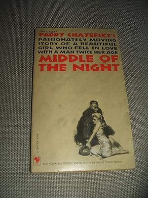 Immagine del venditore per Middle of the Night venduto da biblioboy