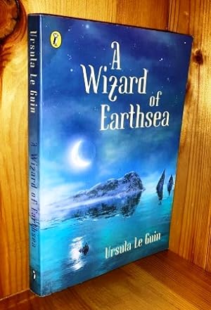 Bild des Verkufers fr A Wizard Of Earthsea: 1st in the 'Earthsea Cycle' series of books zum Verkauf von bbs