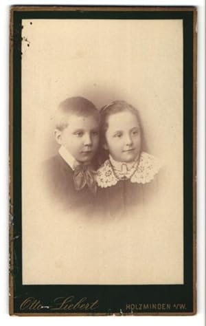 Bild des Verkufers fr Fotografie Otto Siebert, Holzminden a/W, Portrait Bruder und Schwester, Kinder zum Verkauf von Bartko-Reher