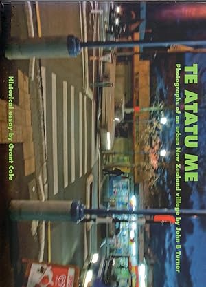 Seller image for Te Atatu Me. Photographs of an Urban New Zealand Village for sale by Browsers Books