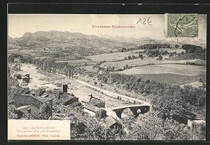 Carte postale Saint-Lizier, vue générale sur les Pyrènèes