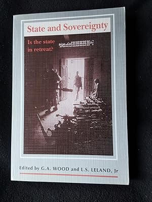 Image du vendeur pour State and sovereignty : is the state in retreat? : papers from the thirty-first Foreign Policy School, 1996 mis en vente par Archway Books
