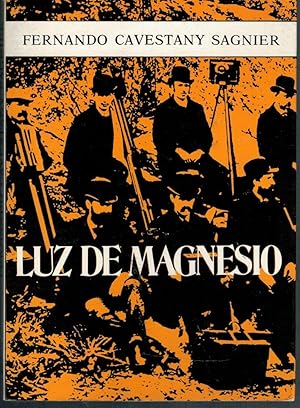 Imagen del vendedor de LUZ DE MAGNESIO a la venta por Librera Dilogo