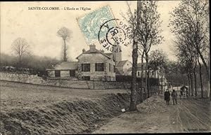 Ansichtskarte / Postkarte Sainte Colombe Seine et Marne, L'Ecole et l'Eglise