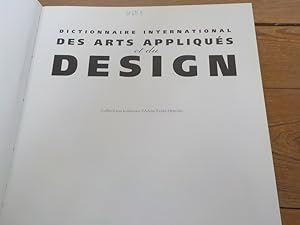 Seller image for Dictionnaire international des arts appliqus et du design for sale by Antiquariat Bookfarm