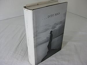 Imagen del vendedor de INTO MAN a la venta por Frey Fine Books