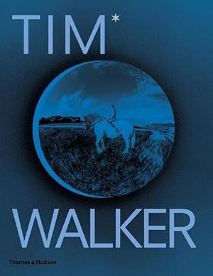 Image du vendeur pour Tim Walker: Shoot for the Moon (Paperback) mis en vente par Grand Eagle Retail