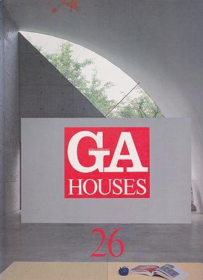 Bild des Verkufers fr GA Houses 26 (English & Japanese Text) zum Verkauf von Monroe Street Books