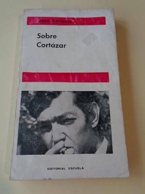Seller image for Sobre Cortzar for sale by GALLAECIA LIBROS