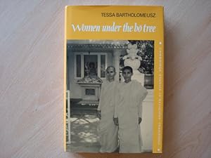 Image du vendeur pour Women under the Bo Tree: Buddhist nuns in Sri Lanka (Cambridge Studies in Religious Traditions) mis en vente par The Book Tree