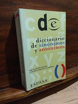 Seller image for Diccionario de sinnimos y antnimos for sale by Libros Antuano