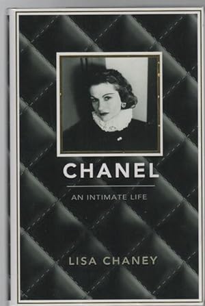Imagen del vendedor de Chanel An Intimate Life. a la venta por Time Booksellers