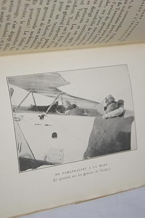 Imagen del vendedor de LE GENERAL LAPERRINE GRAND SAHARIEN a la venta por Librairie RAIMOND