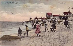 Imagen del vendedor de Westerland. Strandpartie. Ansichtskarte in farbigem Lichtdruck. Abgestempelt Westerland 16.08.1911. a la venta por Antiquariat Heinz Tessin
