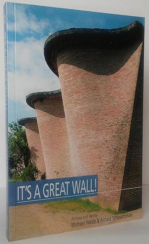 Imagen del vendedor de It's a Great Wall! a la venta por Stephen Peterson, Bookseller