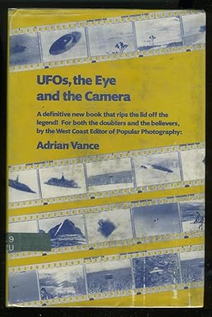 Imagen del vendedor de UFOs THE EYE AND THE CAMERA a la venta por Daniel Liebert, Bookseller