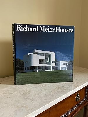 Imagen del vendedor de Richard Meier Houses a la venta por Little Stour Books PBFA Member