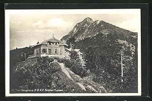 Ansichtskarte Tegelberg-Haus, Berghütte mit Berg im Hintergrund