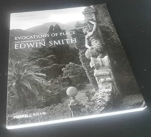 Imagen del vendedor de Evocations of Place: The Photography of Edwin Smith a la venta por Denton Island Books